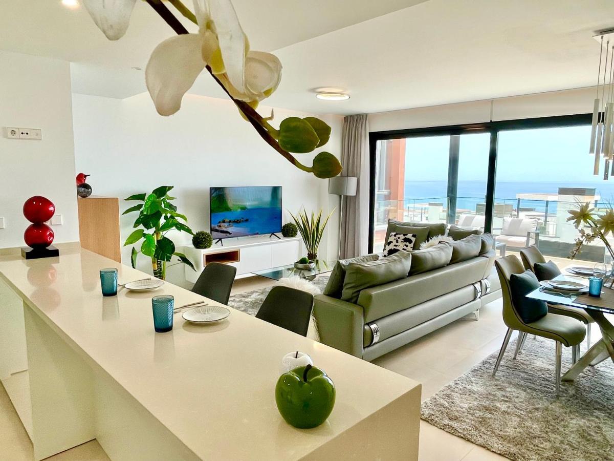 Beach Paradise In Фуeнхирола Екстериор снимка
