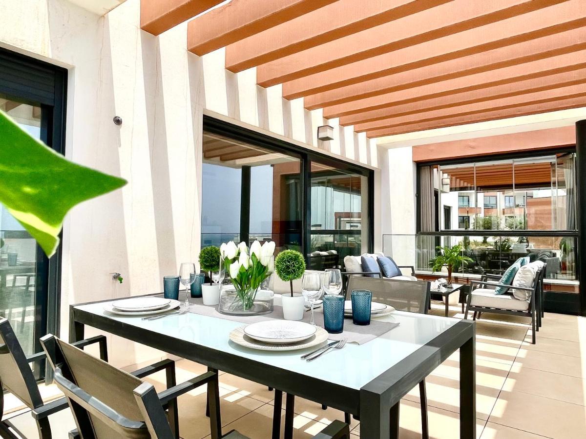 Beach Paradise In Фуeнхирола Екстериор снимка