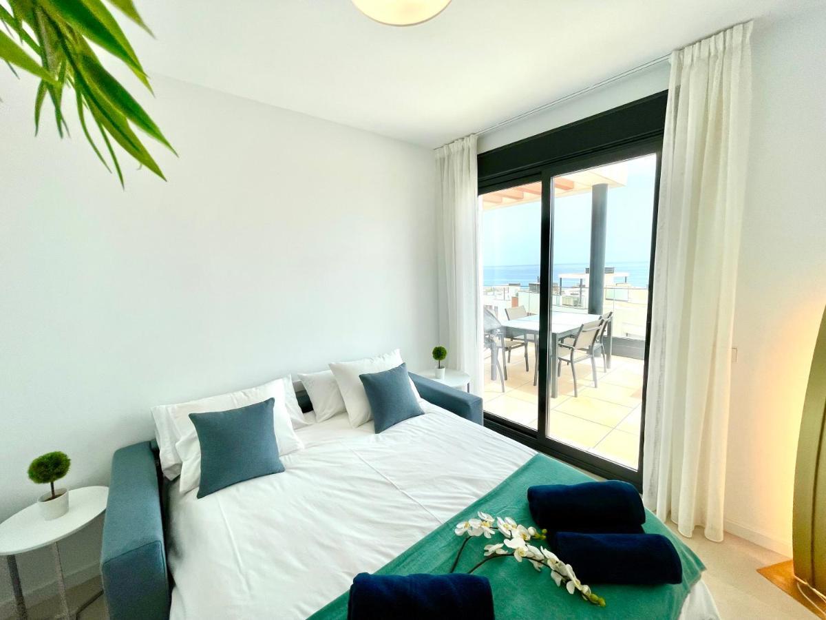 Beach Paradise In Фуeнхирола Екстериор снимка